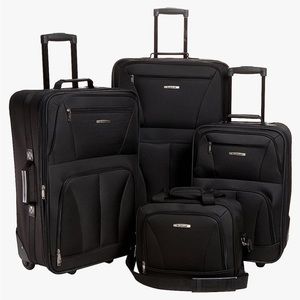 4 piece black luggage! Only used once.